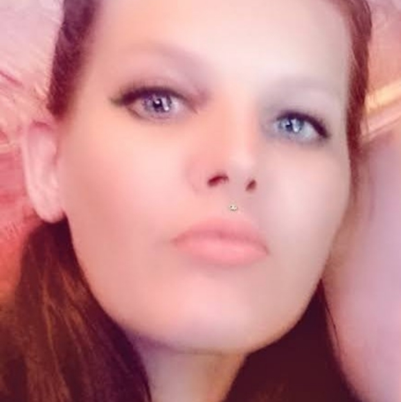 Meet your Posher, Taryn - Picture 2 of 4